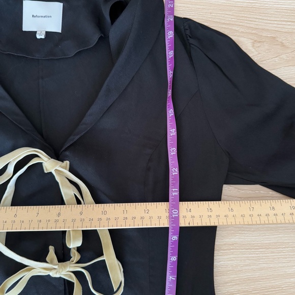 Reformation 8 NEW Carolyn Top Black Ribbon Tie Front Coquette Whimsigoth - Picture 7 of 8